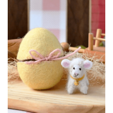 Œuf de Pâques en feutrine avec surprise cachée à l'intérieur - Œuf en feutrine de laine fait main s'ouvrant pour révéler un animal miniature,