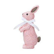 Décoration de lapin bleu tissé à la main avec ruban, parfaite pour Pâques, une chambre d'enfant ou comme élément de décoration intérieure.