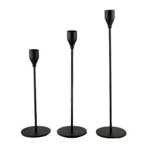 Conjunto de 3 castiçais cônicos de metal preto