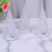 Ensemble de 4 veilleuses LED en forme de sapin de Noël avec motif sapin transparent pour décoration intérieure des fêtes.