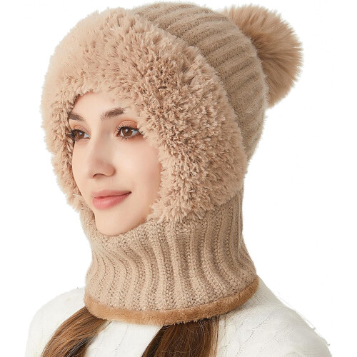 Damvintermössa med fleecefoder och pom-pom