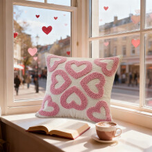 Housse de coussin brodée en forme de cœur pour la Saint-Valentin (45,7 x 45,7 cm), idéale pour décorer canapé ou lit, salon ou chambre.