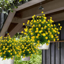 Fleurs artificielles d'automne, décorations automnales pour la maison, le jardin et l'extérieur. Décoration d'automne pour la maison.