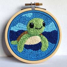 DIY Punch Needle Kit: Cute Sea Turtle & Corals Design – Easy for Beginners, Includes Hoop (20x20cm), Yarn & Embroidery Set – Compatible with