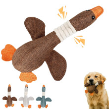 Jucărie Robustduck Extreme Goose pentru câini cu ros greu, maro
