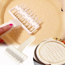 White ABS Baking Spike Roller for Even Dough Rising and Easy Cleaning 7.5 Inches