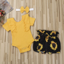 (0-3 Months, Yellow) 3-teiliges Baby-Mädchen-Kleid: Kurzarm-Rüschenstrampler + Shorts mit Sonnenblumen + Haarband mit Schleife