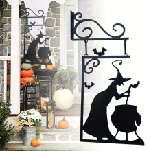 Bruja De Halloween DecoracióN De Bruja De Halloween La Aterradora Bruja De Hierro Cuelga En El JardíN De Halloween.
