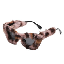 Women Winter Sunglasses Creative Punk Novelty Fashionable Cat Eye Sung