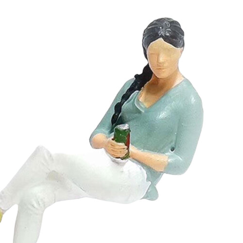 1/64 Scale Figures Model Highly Detailed People Figures for Scene Deco 2