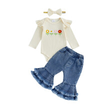 (0-3 Months, Beige) Conjunto de 3 piezas: mameluco bordado, pantalón vaquero acampanado y diadema con lazo para niña.