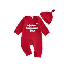 (Newborn, Red) Baby-Strampler mit niedlicher Buchstaben- und Herzstickerei zum Valentinstag, Langarm-Overall mit Mütze
