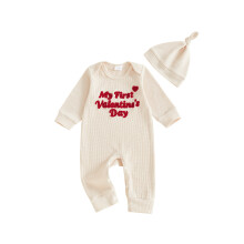 (6-12 Months, Apricot) Baby-Strampler mit niedlicher Buchstaben- und Herzstickerei zum Valentinstag, Langarm-Overall mit Mütze