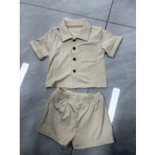 (0-6 Months, Apricot) Babyjongens tweedelige zomeroutfit: topje met korte mouwen en omgeslagen kraag, effen kleur en setje.
