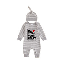 (0-3 Months, Gray A) Chlapčenský overal s dlhým rukávom, okrúhlym výstrihom, pruhmi, písmenami a čiapkou, valentínsky outfit