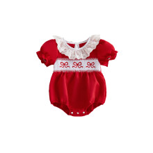 (3-6 Months, Red) Baby meisjes zomer romper losse pasvorm met geborduurde strik, geplooide rand, ronde hals en korte mouwen.