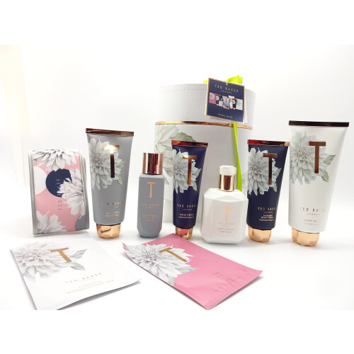 Ted Baker LONDON Hamper, Luxury Beauty Bundle Bliss Bath Set Gift Hamper 1