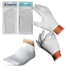 Super Soft Beauty Moisturising Cream Retainer Twin Pack, 1 Pair Gloves + 1 Pair Socks