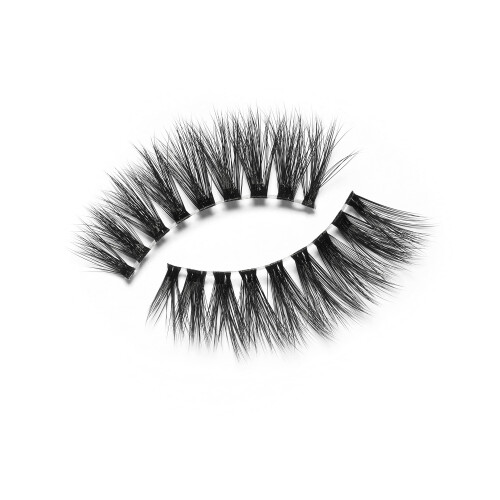 Eylure X Skinnydip Crescent Enchanted Lashes, Black 1