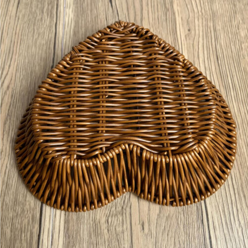 (26x20x5) Heart-Shaped Bread Basket, Large Kitchen Storage 2
