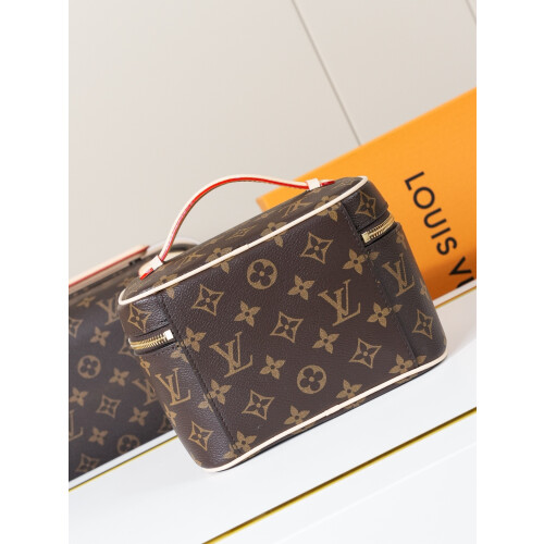 Louis Vuitton Nice Mini Monogram Canvas Toiletry Pouch M44495 20cm 1