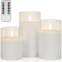 Vita LED-flamlösa ljus med timer och fjärrkontroll, set om 3