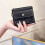 Bolsa feminina preta mini casual com porta-moedas e compartimento para celular. 4