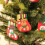 12er-Packung Weihnachtsstrumpf-Ornamente aus Holz 5