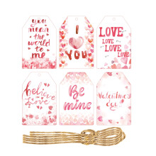 Ensemble de 60 accessoires cadeaux pour la Saint-Valentin, comprenant pendentifs, étiquettes cadeaux, décorations en forme de cœur et articles de