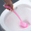 Brosse WC rose en plastique à long manche (1 pièce) 7