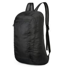 Sac à dos de camping noir léger et résistant à l'eau