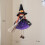 Στολίδι Yyuenw με κρεμαστή κούκλα μάγισσα για το Halloween, με φούστα από γάζα και σκούπα 1