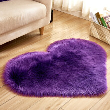 Plush Heart-Shaped Faux Fur Rug, 15.7x19.7", Non-Slip, Purple – Chic Decor for Sofa Side, Bedroom & Cozy Nooks