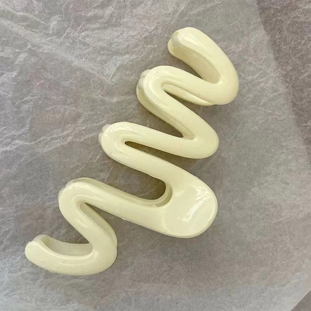 Penghui-Toys Beige (Beige) Strong Hold Hair Claw Clip For All Hair Types