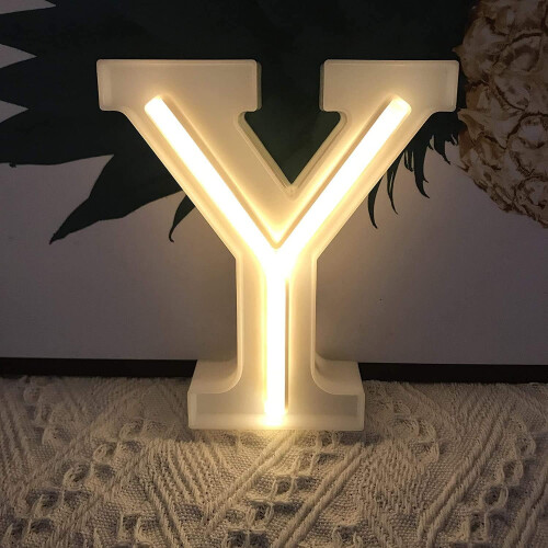 Φώτα με γράμματα LED νέον, ανάβουν φώτα με γράμματα LED, φωτίζονται φώτα με γράμματα