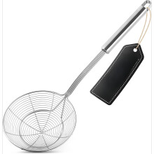 Stainless Steel Soup Ladle – Lightweight, Durable, Heat-Resistant & Dishwasher Safe – Comfortable Grip, Easy to Use