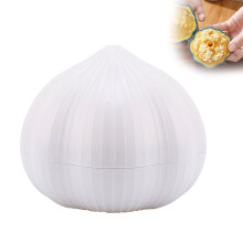 Manual Twisting Garlic Press, Rocking Roller Garlic Mincer Squeezer Crusher – White, 6.3x7.6cm