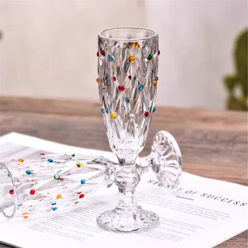 Taça de vinho vintage com relevo e elegante padrão de bolinhas, 170ml 2