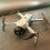 Γκρι Drone διπλής κάμερας χωρίς ψήκτρες με οθόνη 4,9", ανάλυση 1080P HD, πτήση 15 λεπτών, 8