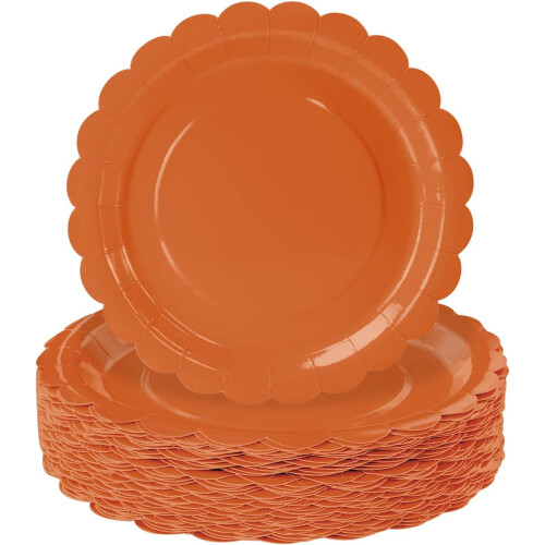 23 cm orangea, vågiga engångstallrikar av papper (50-pack)