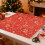 Weihnachtspapier mit Weihnachtsmann, Pinguin und Baum 2