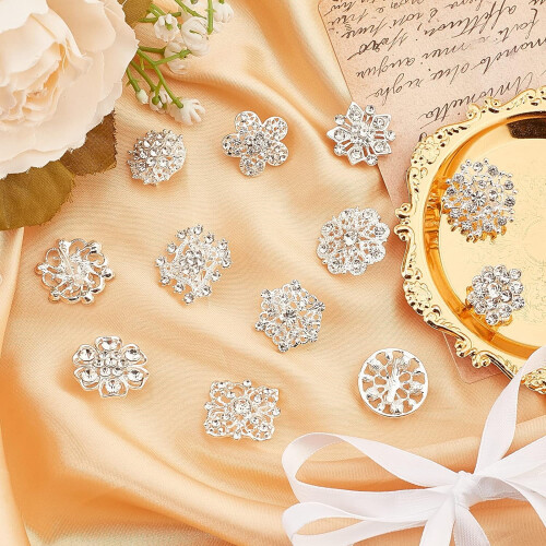 Ensemble de 12 broches en strass transparent argentées 1