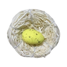 Kit para hacer un nido de pájaro de ratán para Pascua con huevos de imitación.