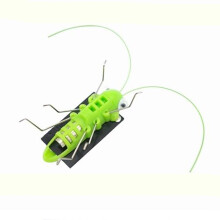 Napenergiával működő robotjáték STEM tanuláshoz