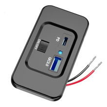 2-porttinen 12–24 V:n seinäpistorasia, paneeli, 20 W:n USB-C ja QC3.0, 18 W:n USB-latauspistorasia