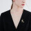 Broche de rena com strass para mulheres 2