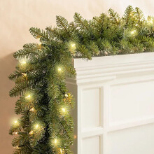 Guirlande de Noël en aiguilles de pin de 1,80 m avec 30 lumières LED, verdure artificielle pour cheminée et table – Compatible avec les