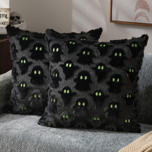 Halloween párnahuzatok 40x40 cm-es, 2 darabos szett, fekete szellem plüss műszőrme párnahuzat kanapéra, székre, hálószobába –