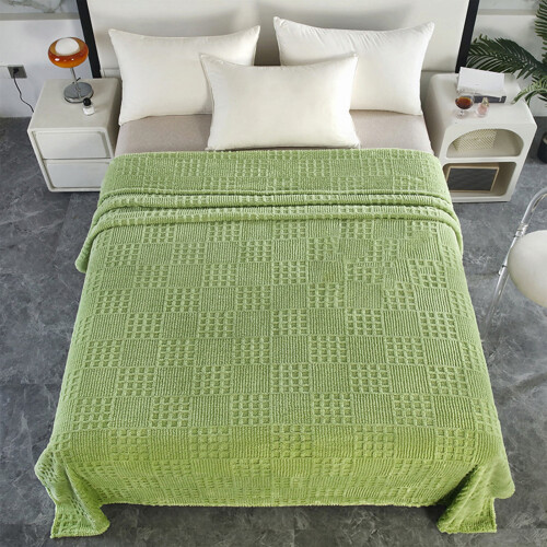 Polyester throw blanket green 28x39 inches