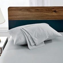 Taies d'oreiller Queen gris clair, paquet de 2, fermeture enveloppe, microfibre douce brossée, 51 x 76 cm, compatibles avec les lits Queen